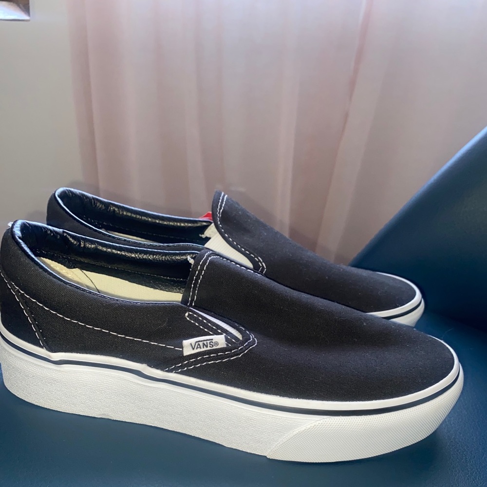 Brand new black platform vans